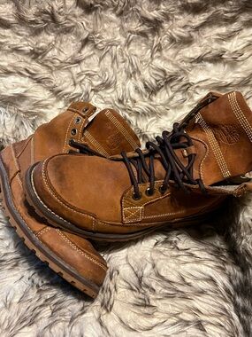 Timberland Men's Chestnut Brown suede Chukka Boots - Lace-Up Sz 9.5